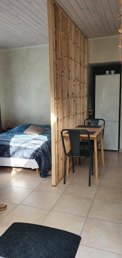 Villa Studio Cosy Avec Grande Terrasse Au Calme à Saint-Cyr-sur-Mer Extérieur photo